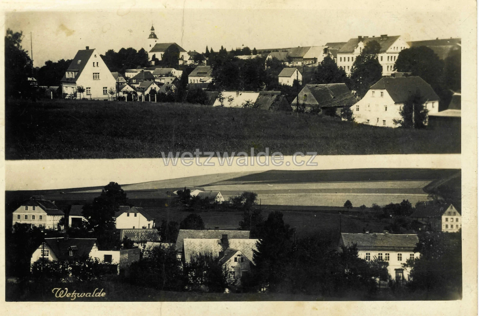 Na horním snímku je vlevo dobře patrná budova dnešní václavické školky (Vilka). Dolní záběr je pořízen ze stejného místa, ale východním směrem.