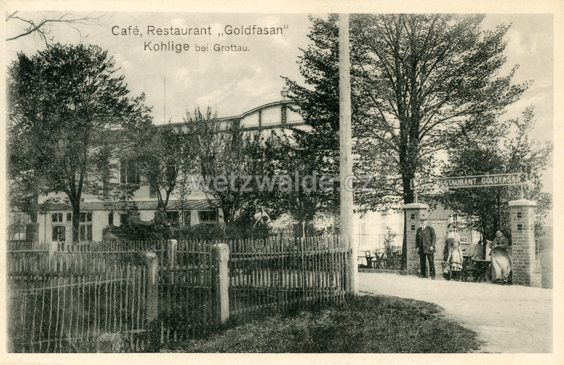 Hostinec Zlatý bažant (GOLDFASAN) roku 1913.