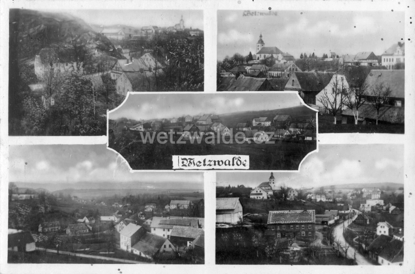 Dobová pohlednice vsi s kostelem z roku 1937.
