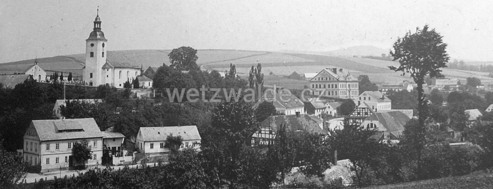 Kostel Wetzwalde před rokem 1945.