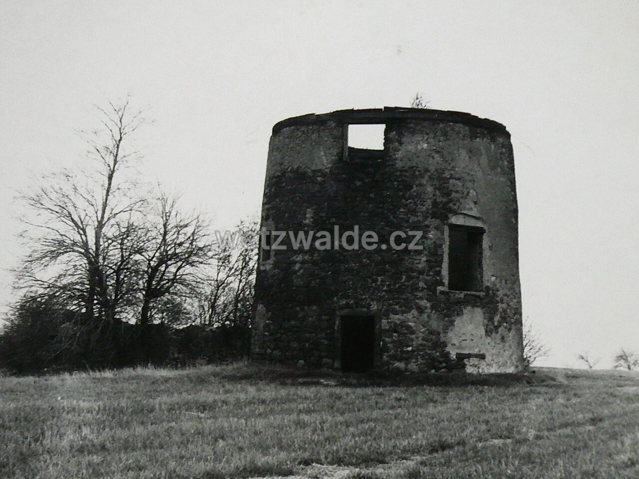 Stav mlýna ve Václavicích -Uhelné v roce 1973.-1